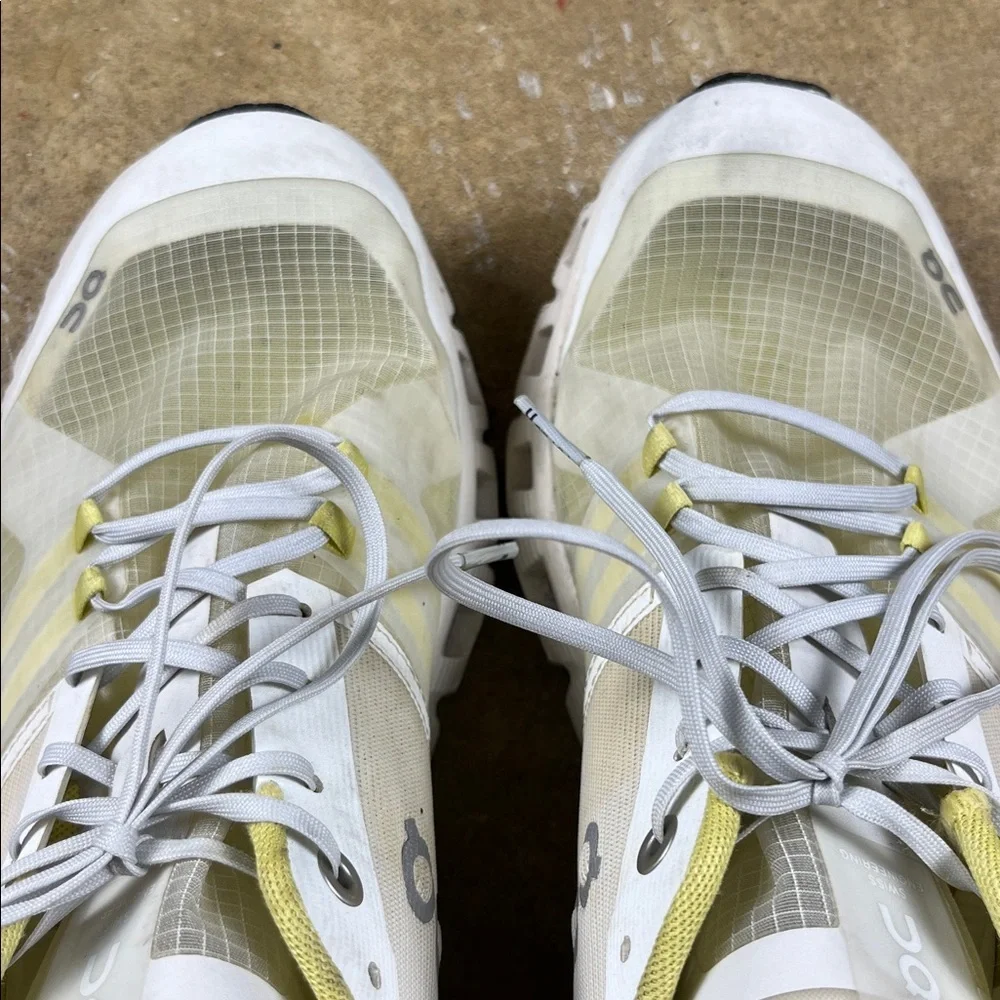 On Running Oncloud X Shift in Vapor Acacia 
Size: 8 - Picture 10 of 14